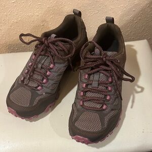 Merrell Hikers Size 7
